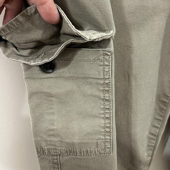 SONOMA LIFE + STYLE Capri Pants 8 Beige Khaki Modern Fit Cargo Cotton Stretch - Picture 13 of 15